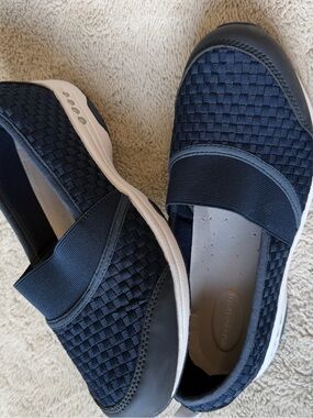 Easy Spirit Traveltime Slip-On Clogs Women’s 9.5W Navy Blue Comfort Walking NEW